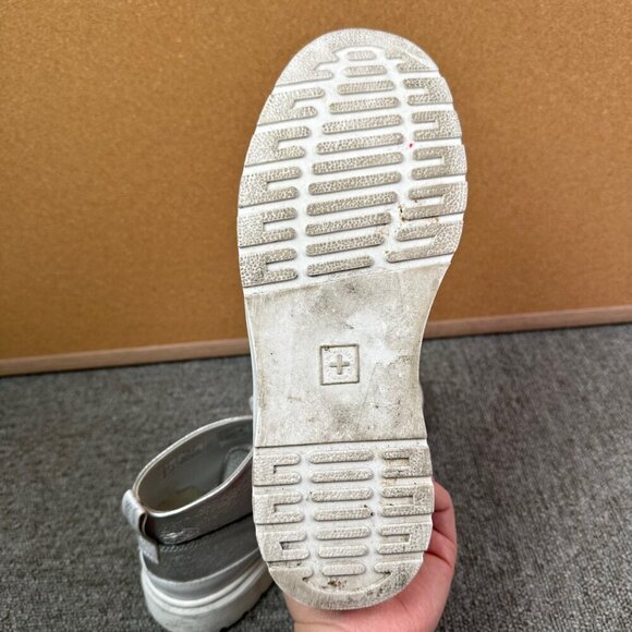 Dr Martens Jemima Leather Kiltie Chukka Moc Boots Metallic Silver Women's US 8 - Picture 8 of 8